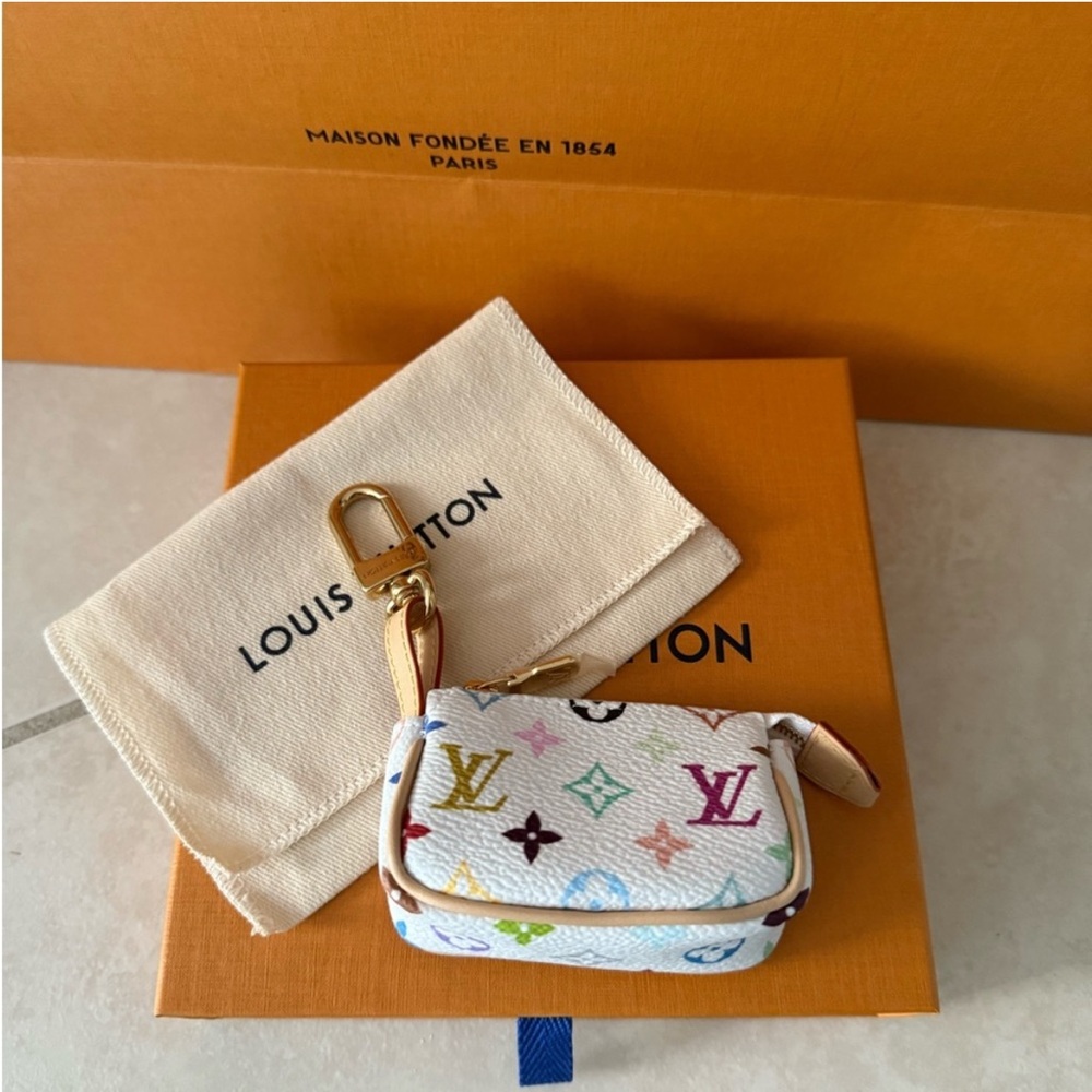 Louis Vuitton LV x TM Micro Pochette Monogram Multicolor M02460 - Picture 5 of 7